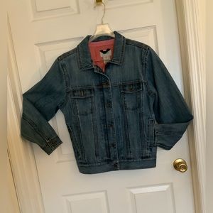 EUC, LL BEAN DENIM TRUCKER JACKET.